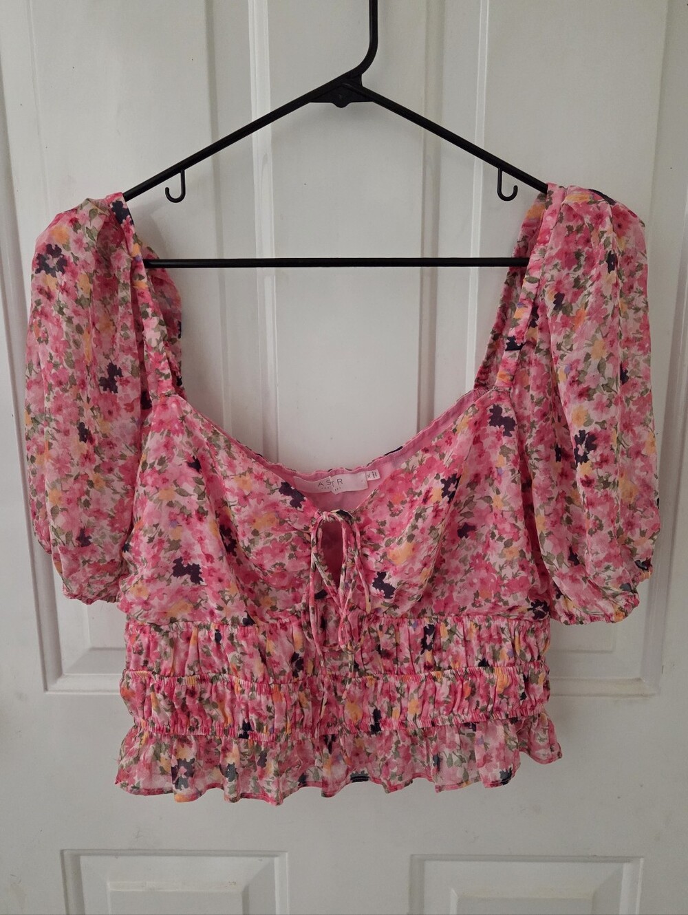 ASTR The Label Pink Floral Puff Sleeve Top XL